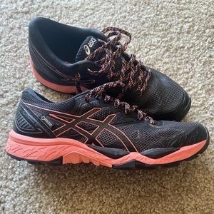 ASICS Women's Fujitrabuco GTX Trail Running Shoes